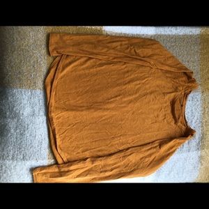 Mustard Yelp cute shirt!